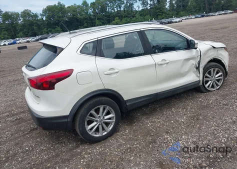 2017 Nissan Rogue Sport Sv z USA, uszkodzony, nr VIN JN1BJ1CR2HW124062